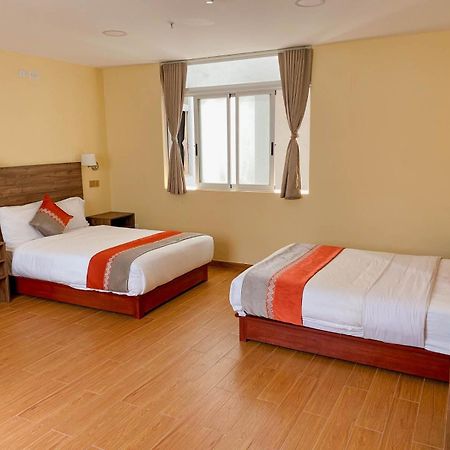 Sm Hotel Plus Лима Экстерьер фото