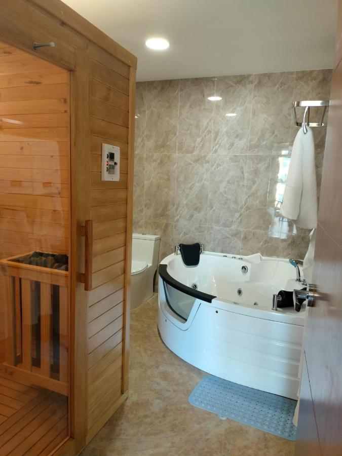 Sm Hotel Plus Лима Экстерьер фото