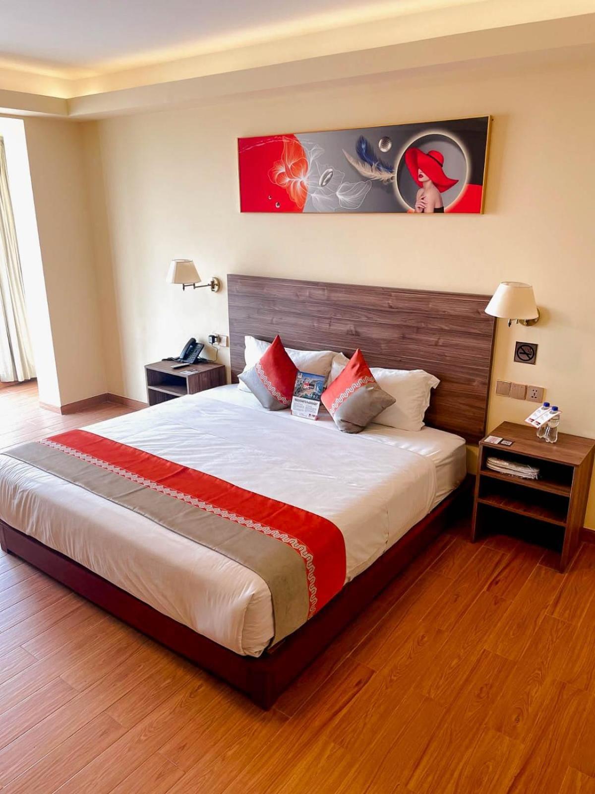 Sm Hotel Plus Лима Экстерьер фото