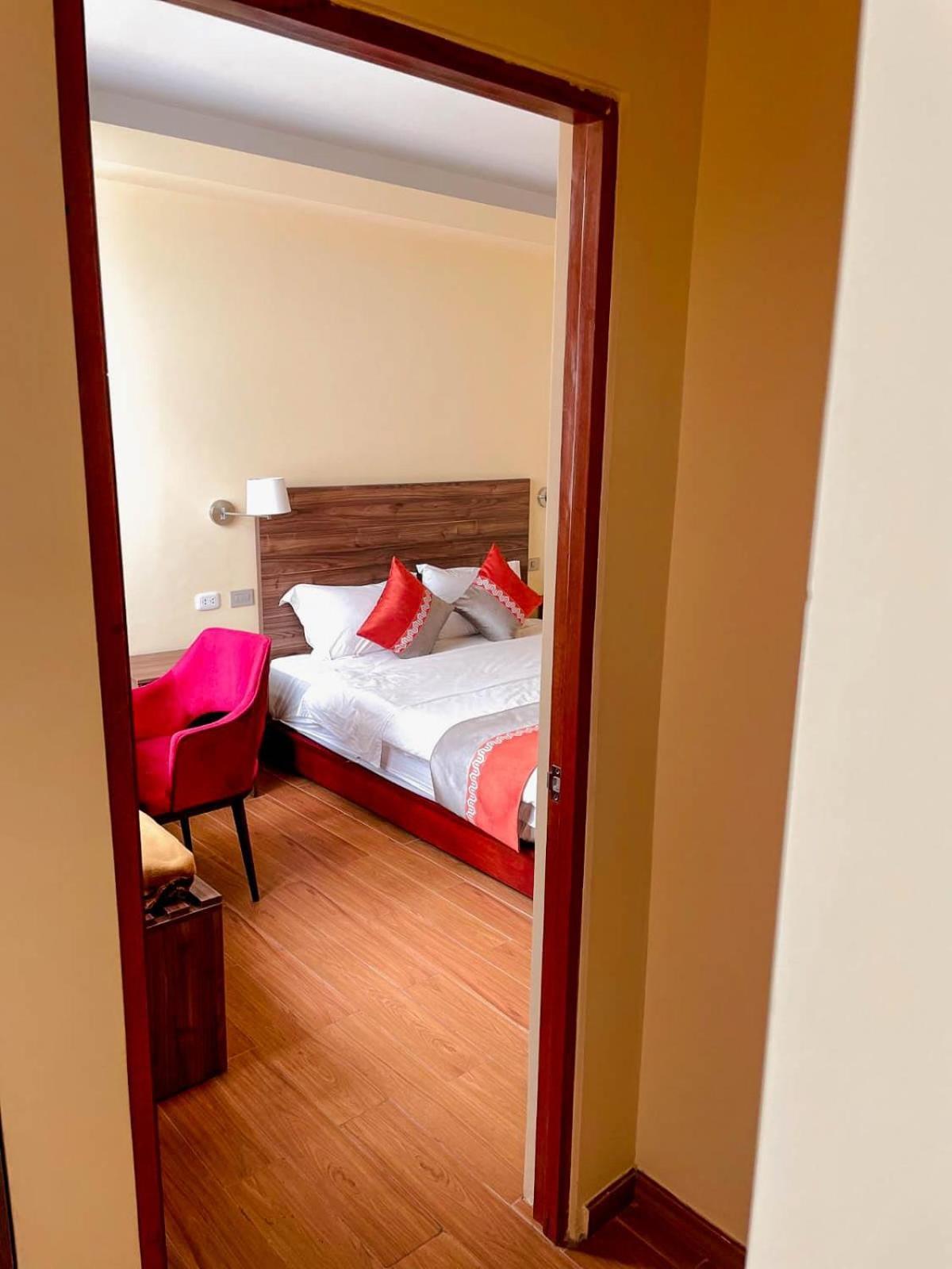 Sm Hotel Plus Лима Экстерьер фото