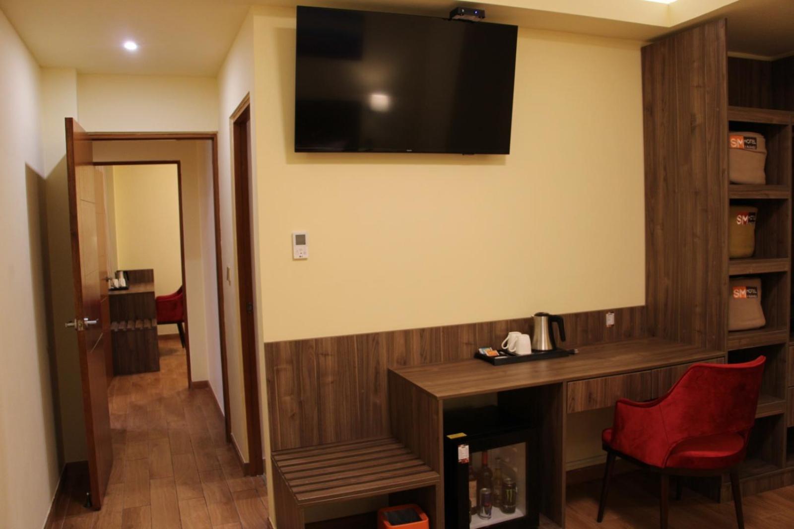 Sm Hotel Plus Лима Экстерьер фото
